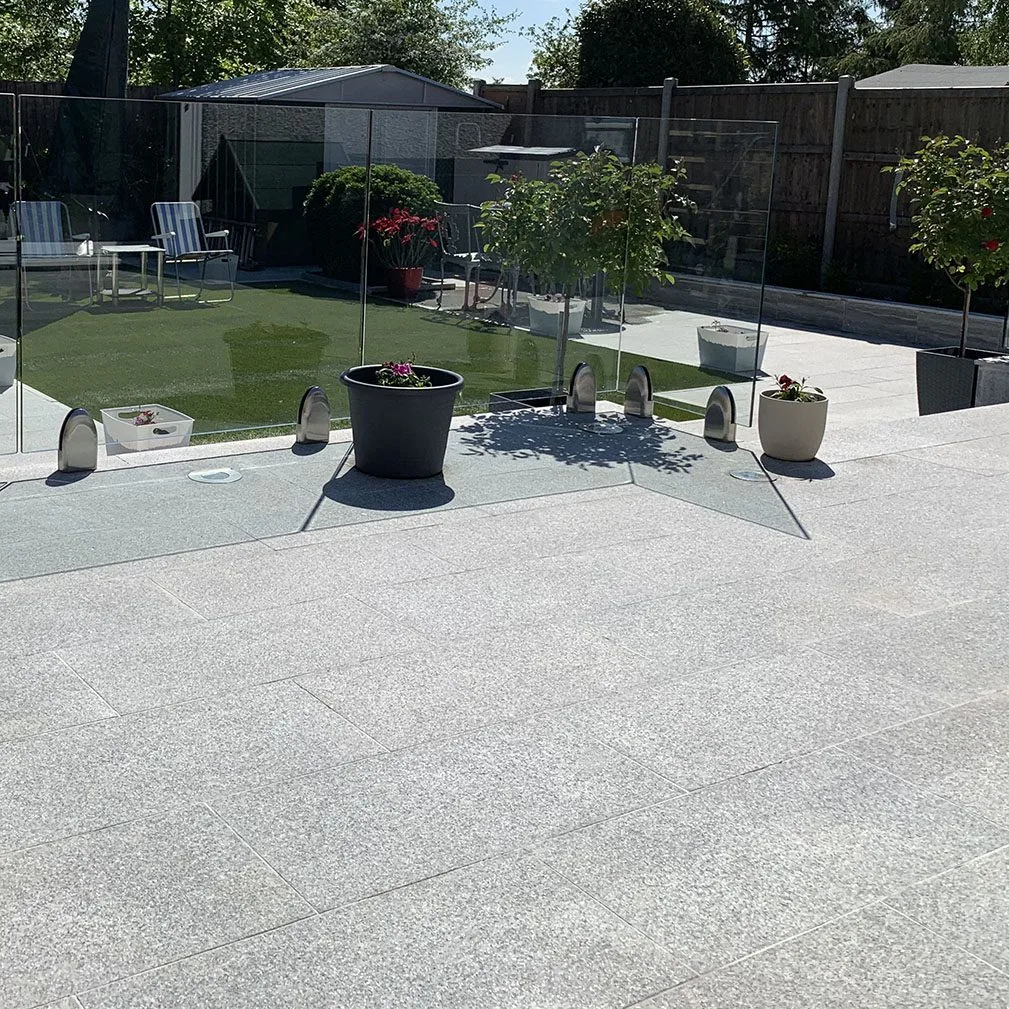 Flamed Granite Paving