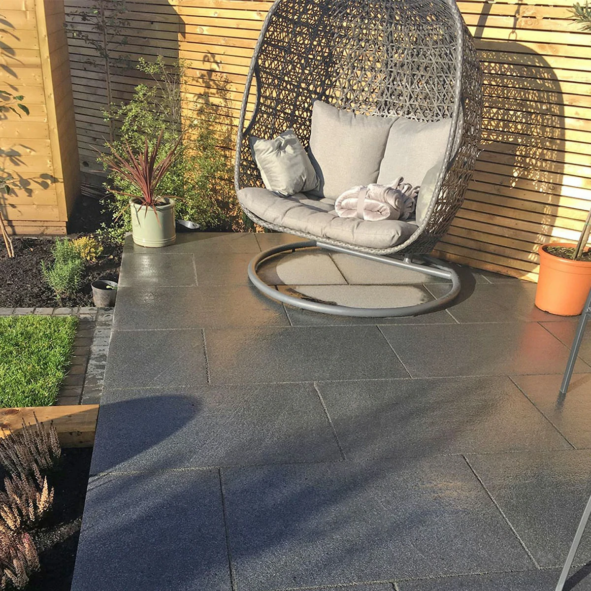 Blue Black Granite Paving Slabs - 600x900 - 20mm
