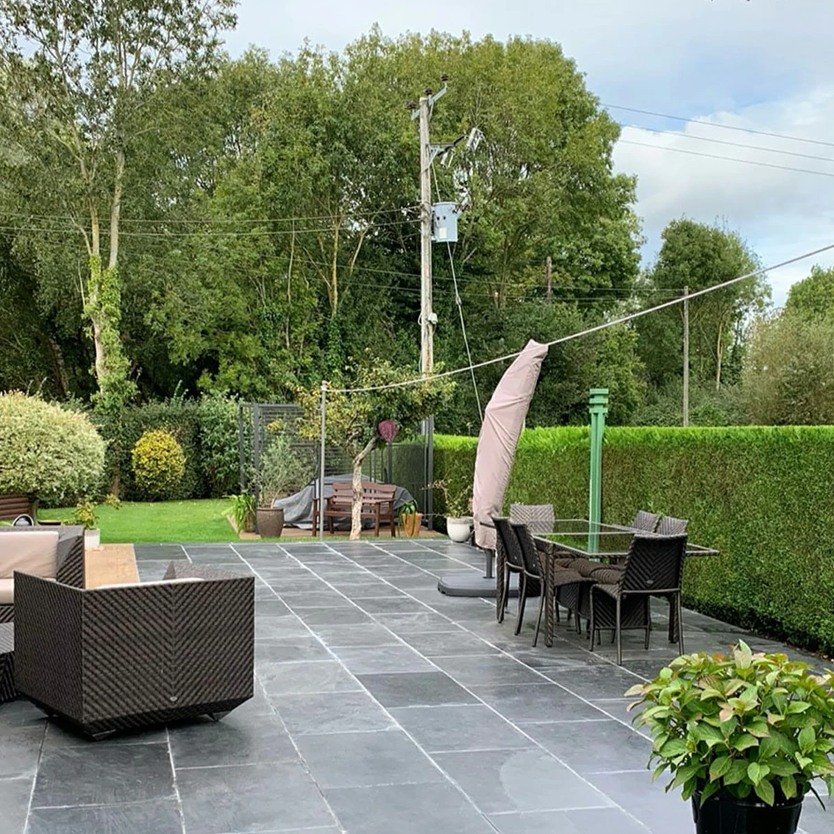 Blue Black Slate Paving Slabs - 600x900 - 20mm