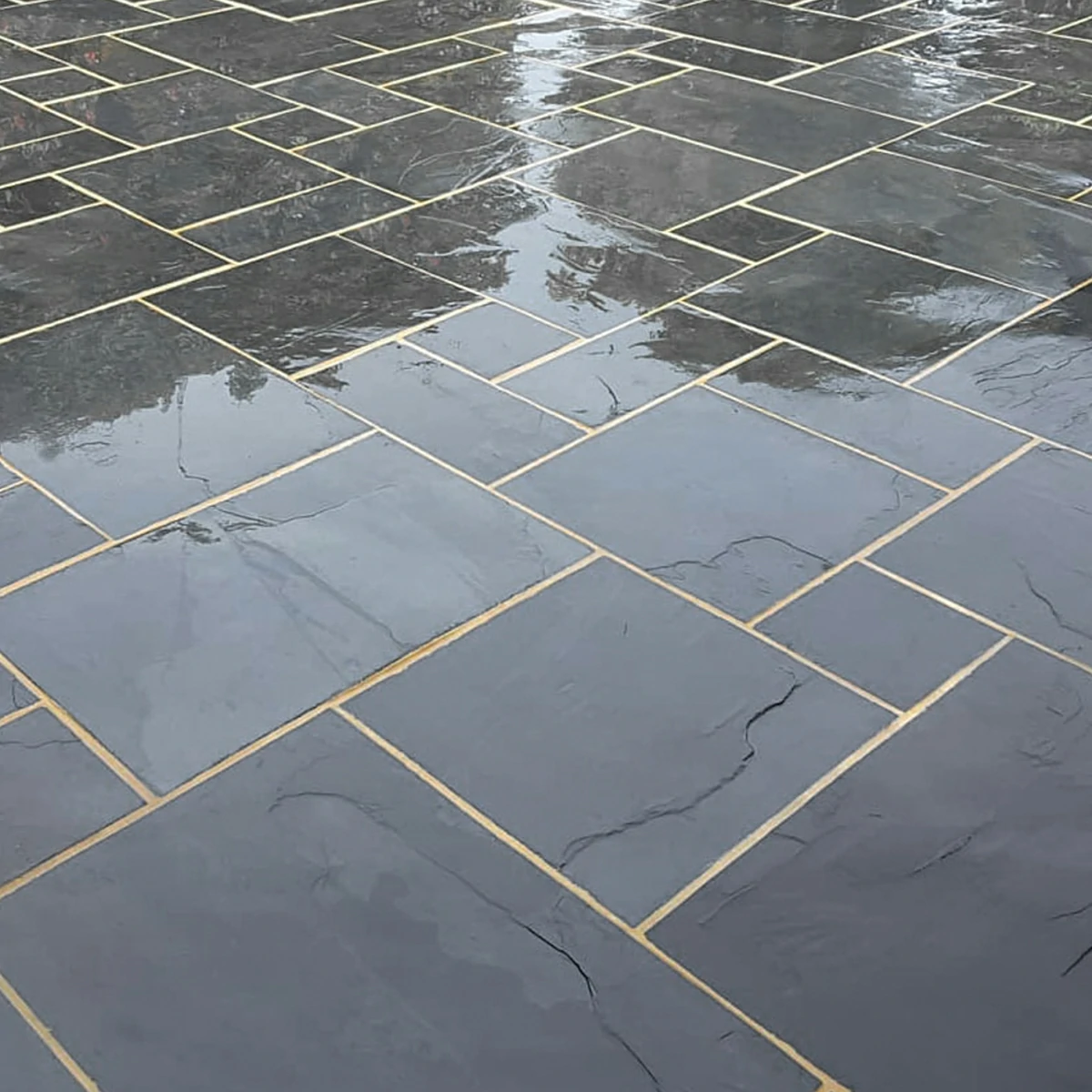 Brazilian Black Slate Paving Slabs - 600x900 - 20mm