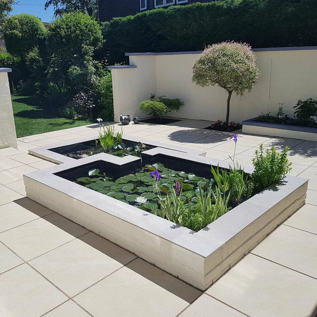 Ivory Outdoor Porcelain Paving Tiles - 600x600 - 20mm
