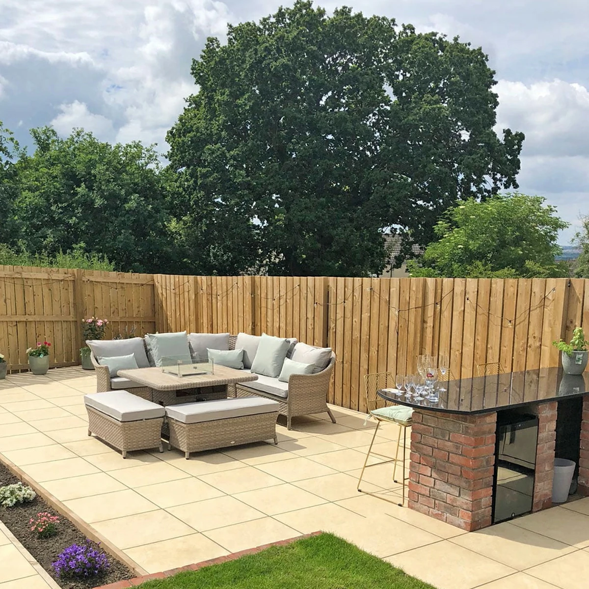 Ivory Outdoor Porcelain Paving Tiles - 600x600 - 20mm