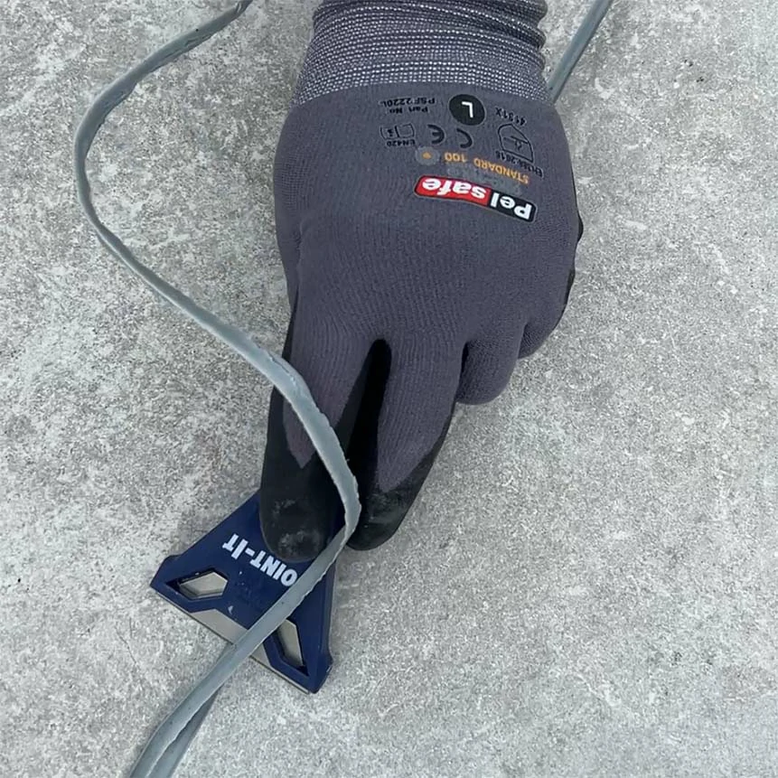 Joint-It Porcelain Epoxy Grout - Scraper
