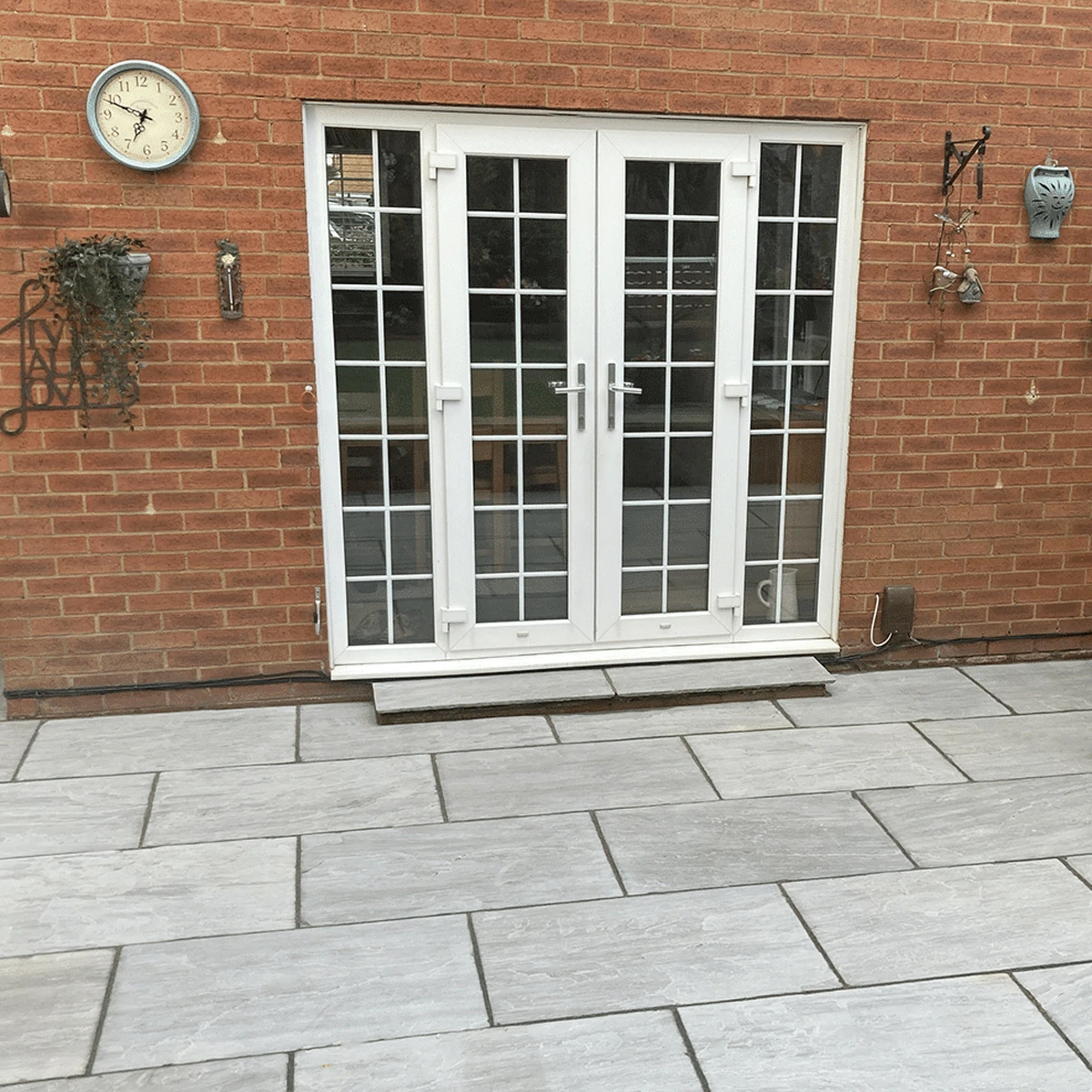 Kandla Grey Indian Sandstone Paving Slabs - Riven - 290x290 - 22mm