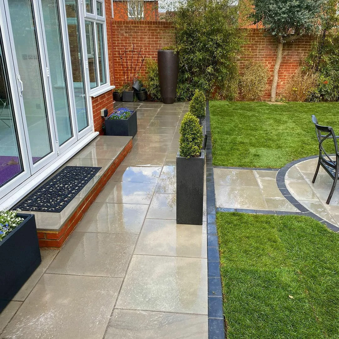 Kandla Grey Indian Sandstone Paving Slabs - Sawn &amp; Honed - 600x600 - 20mm