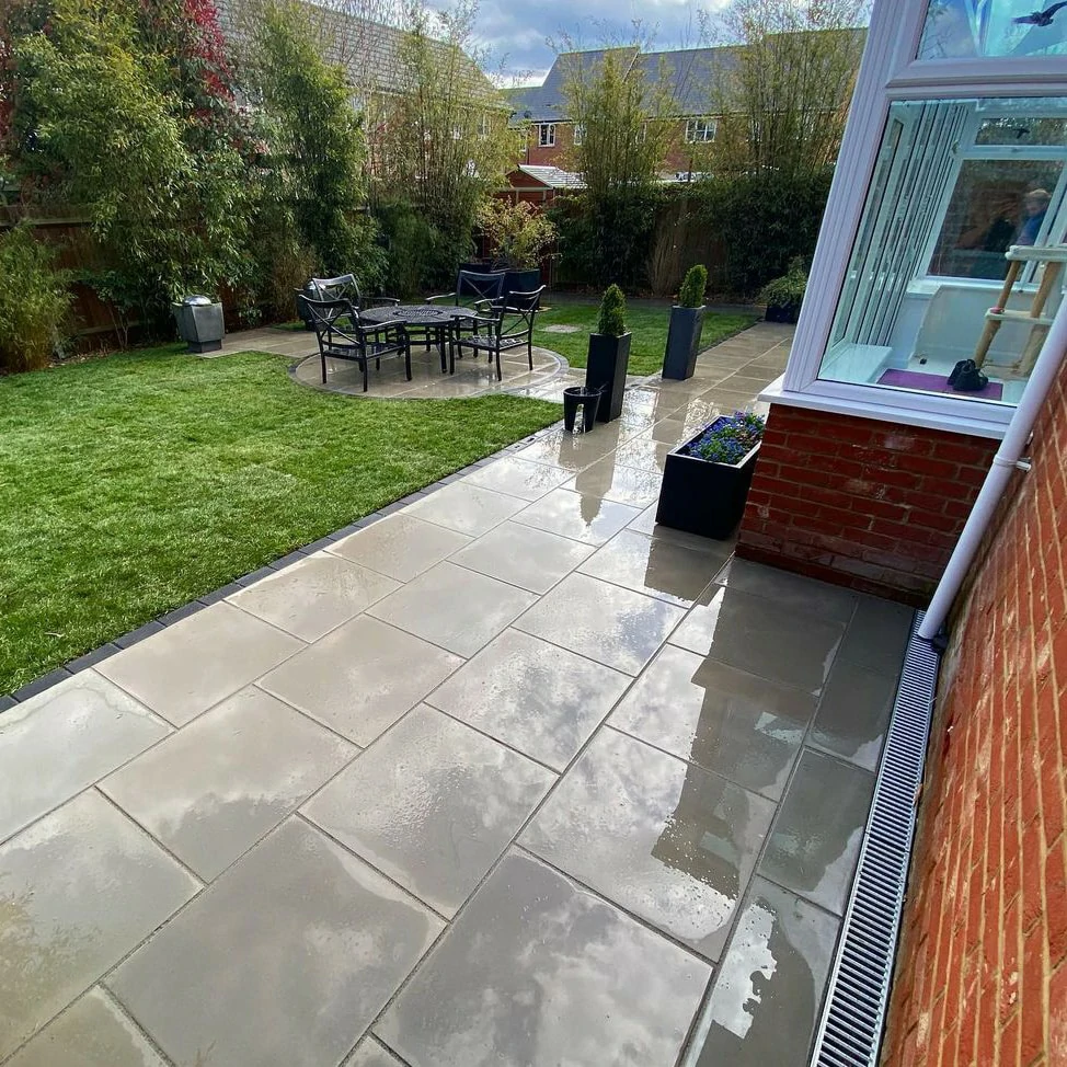 Kandla Grey Indian Sandstone Paving Slabs - Sawn &amp; Honed - 600x600 - 20mm
