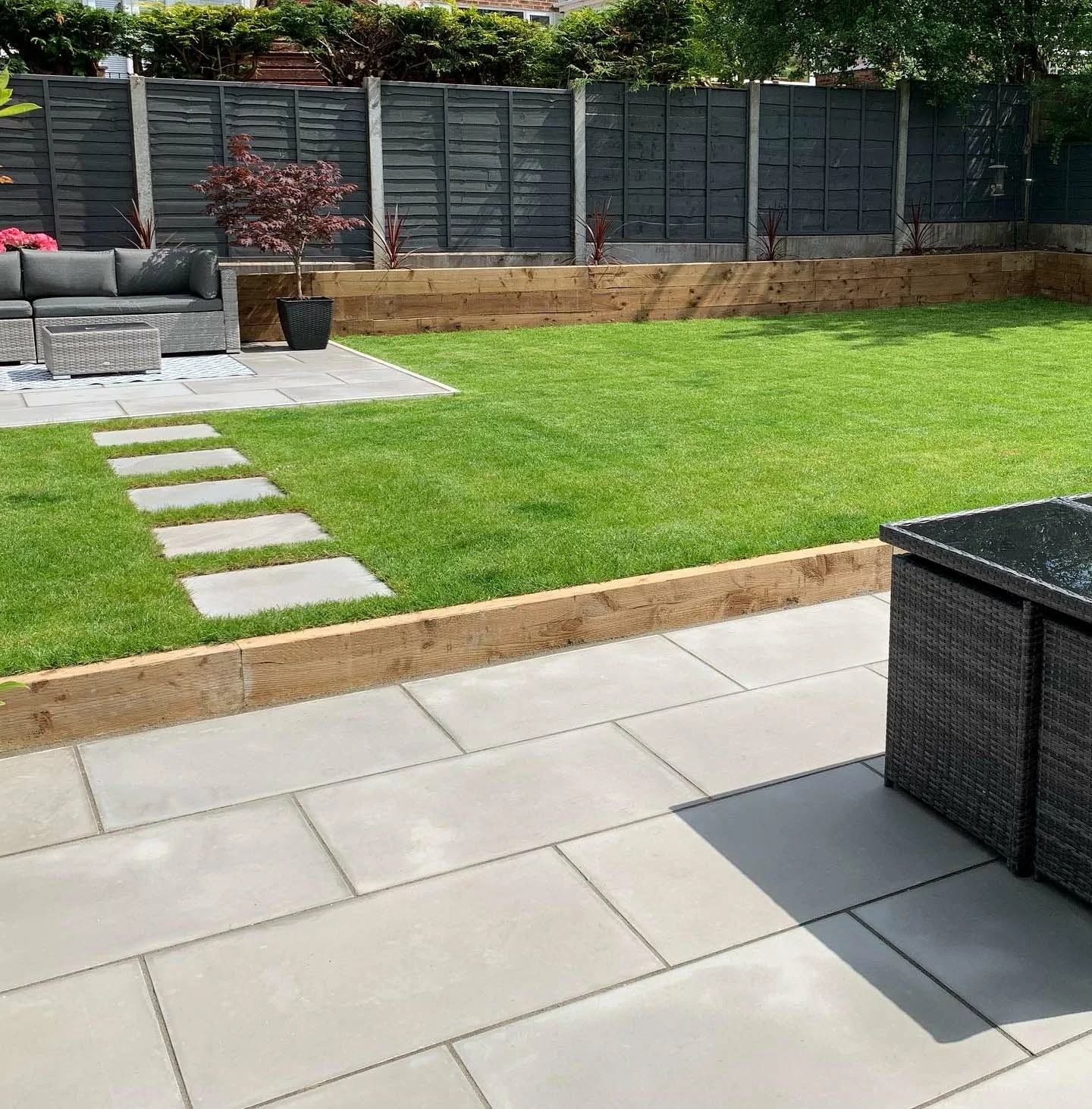 Kandla Grey Indian Sandstone Paving Slabs - Sawn &amp; Honed - 600x900 - 20mm