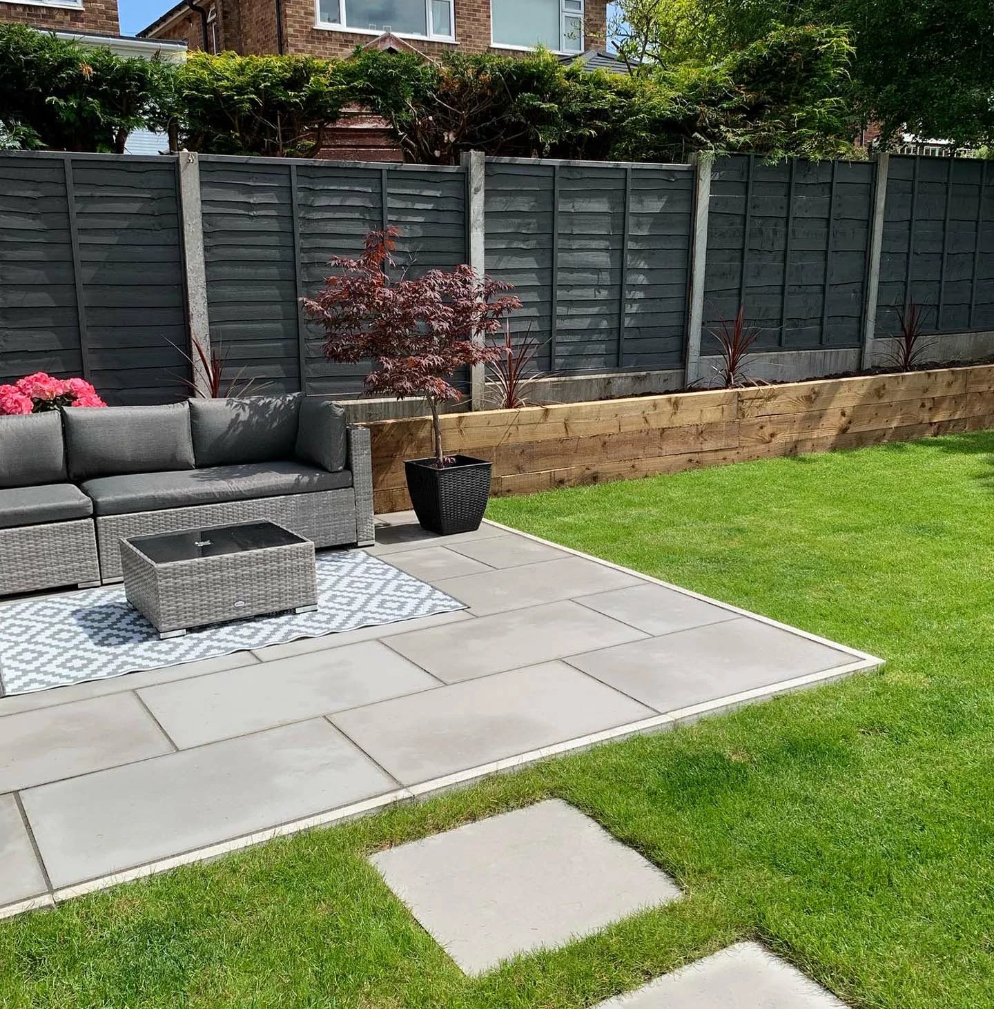 Kandla Grey Indian Sandstone Paving Slabs - Sawn &amp; Honed - 600x900 - 20mm