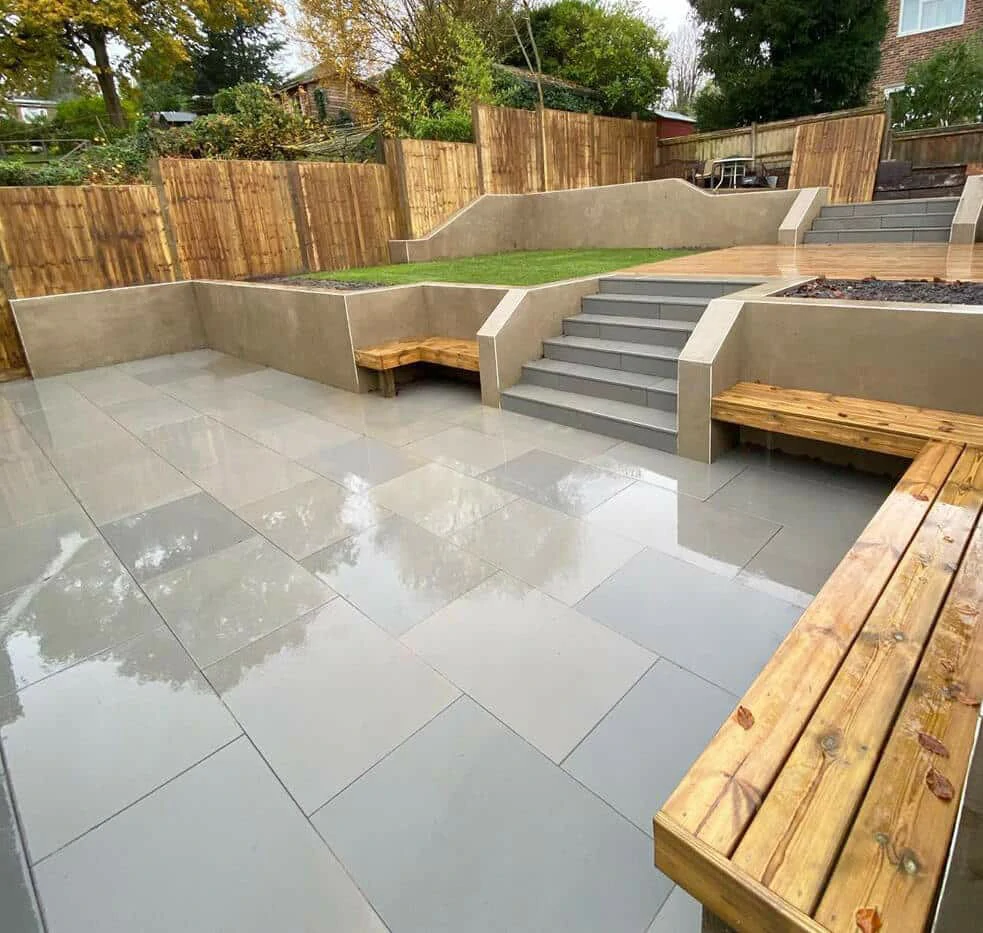 Kandla Grey Indian Sandstone - Sawn & Honed - Bullnose Steps - 900x400 - 40mm
