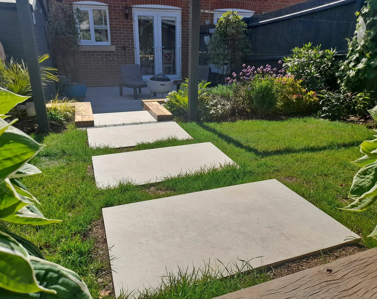Mountain White Outdoor Porcelain Paving Tiles - 600x900 - 20mm