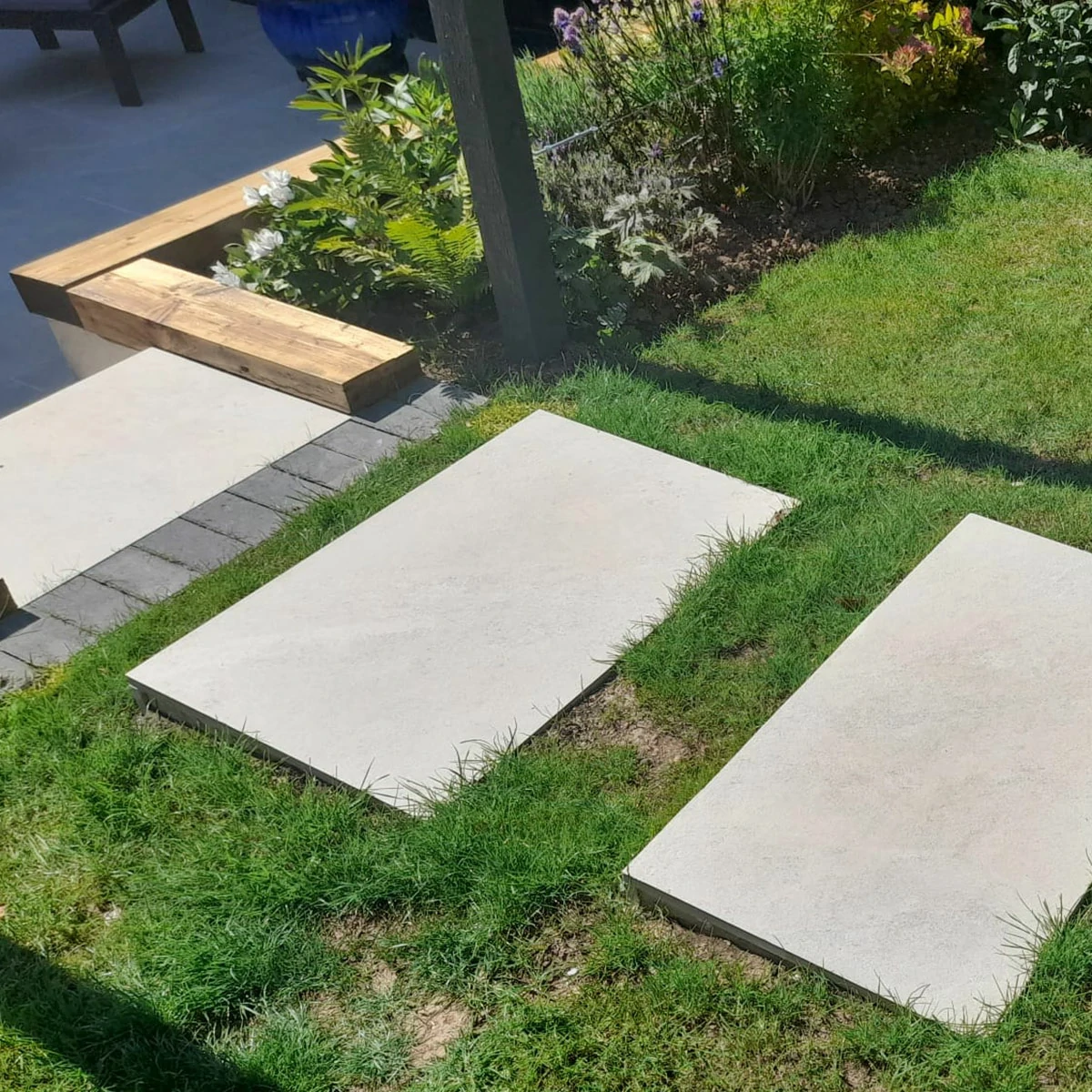 Mountain White Outdoor Porcelain Paving Tiles - 600x900 - 20mm