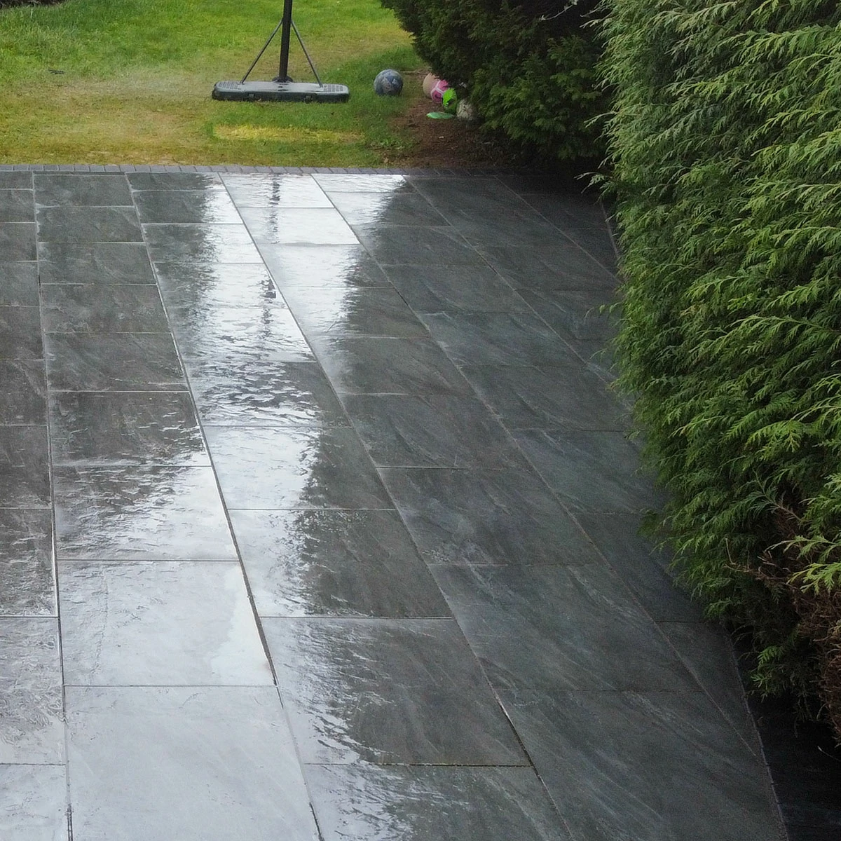 Nero Outdoor Porcelain Paving Tiles - 600x900 - 20mm