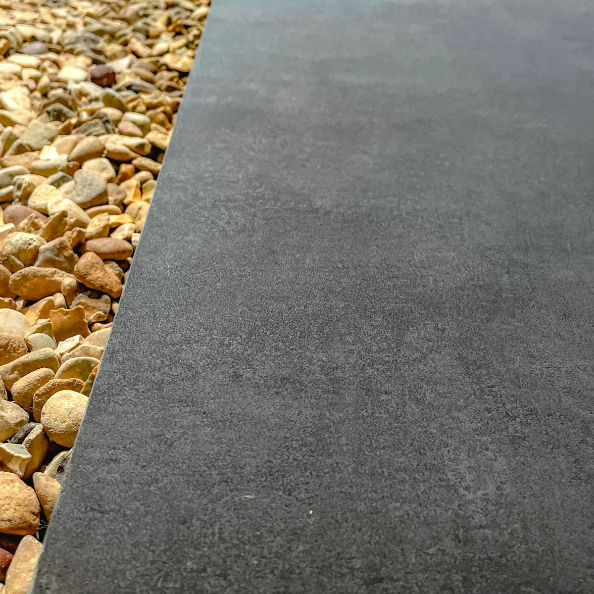 Nero Outdoor Porcelain Paving Tiles - 600x900 - 20mm
