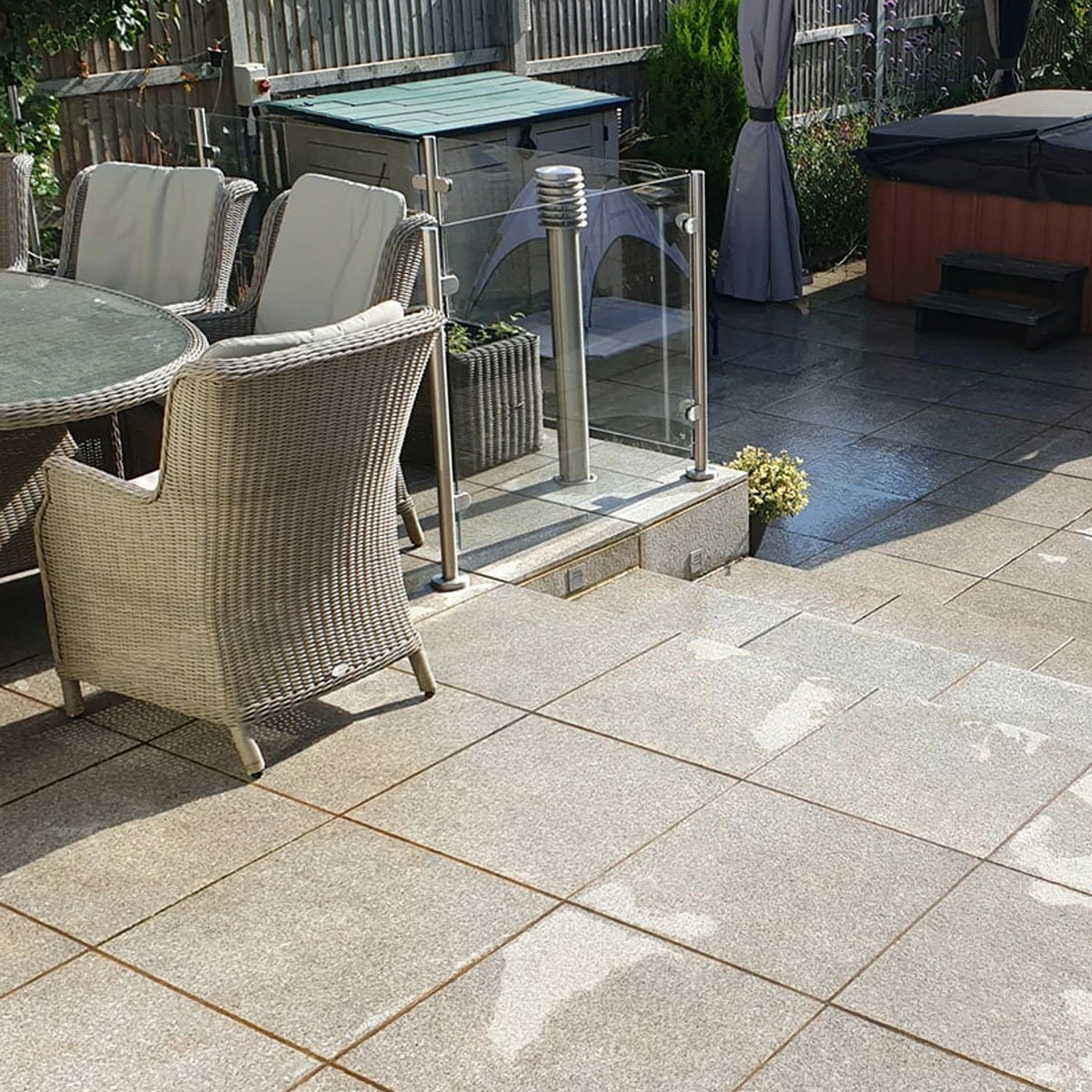 Pink Granite Paving Slabs - 600x600 - 20mm