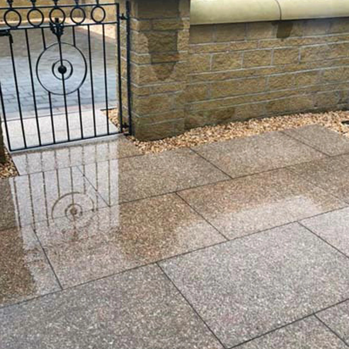 Pink Granite Paving Slabs - 600x900 - 20mm