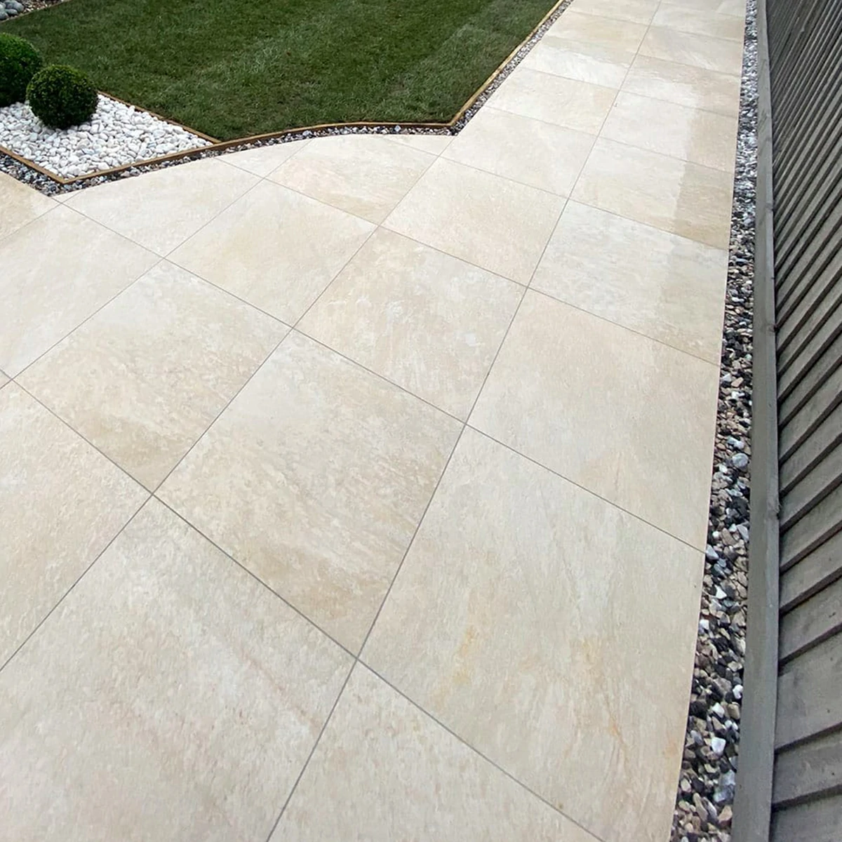 Quartzite Outdoor Porcelain Paving Tiles - 600x600 - 20mm