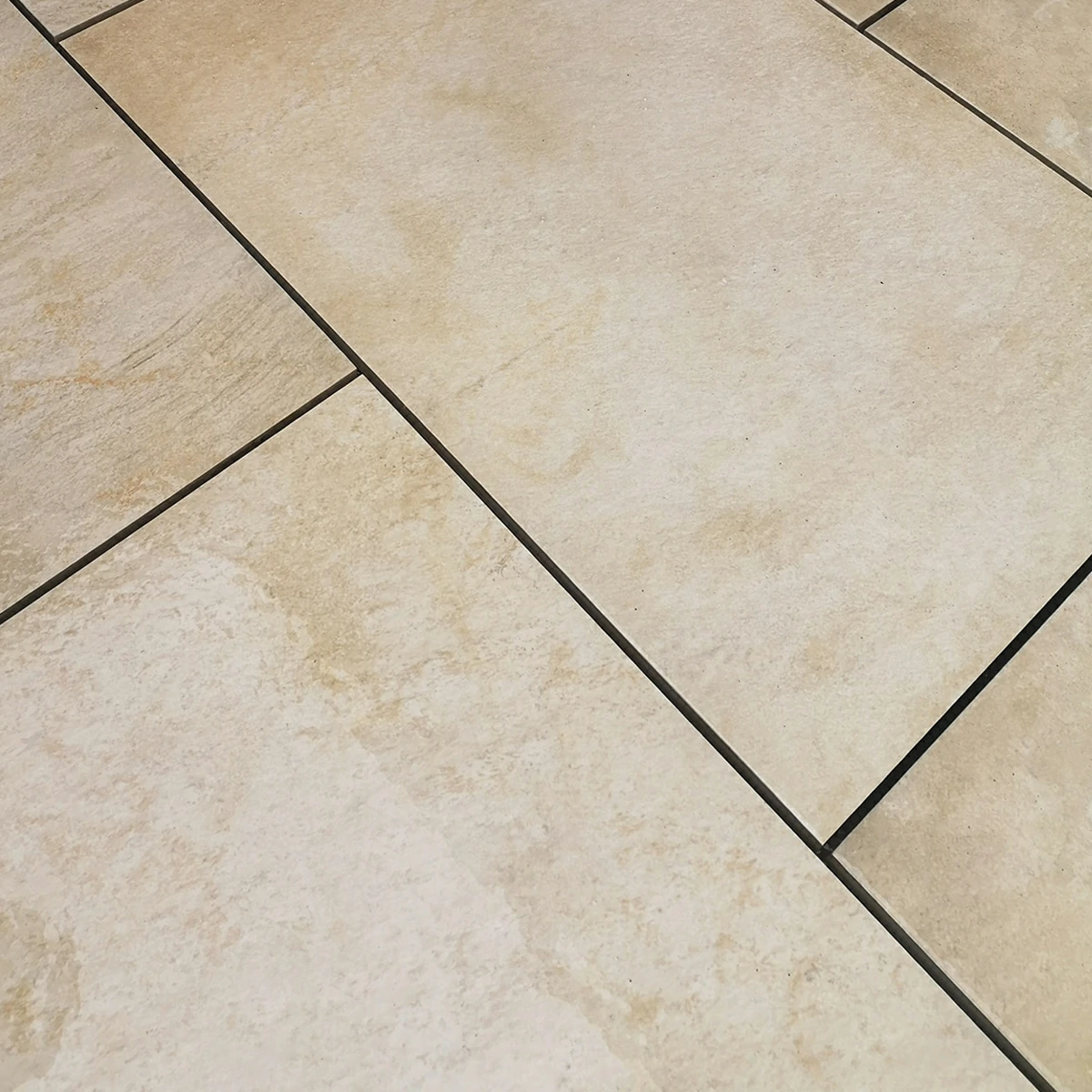 Quartzite Outdoor Porcelain Paving Tiles - 600x900 - 20mm