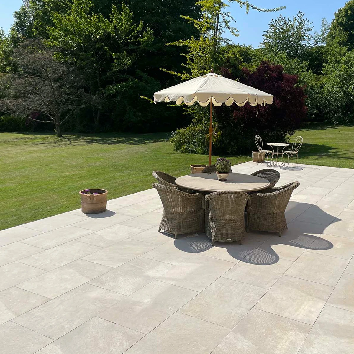 Quartzite Outdoor Porcelain Paving Tiles - 600x900 - 20mm