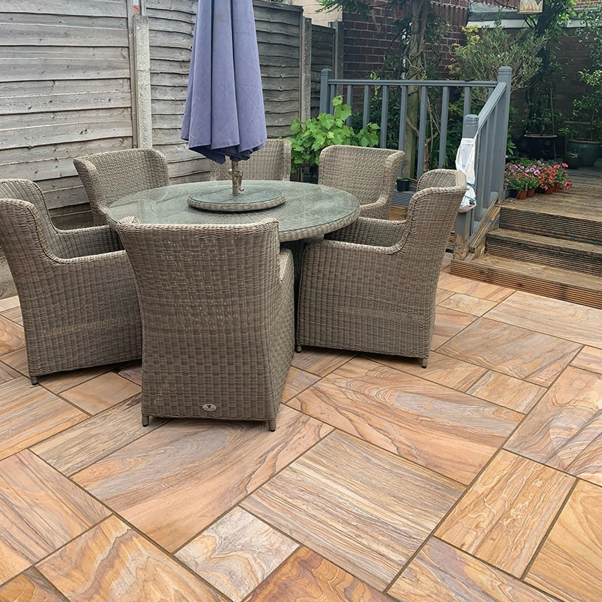 Rainbow Indian Sandstone Paving Slabs - Sawn & Honed - Patio Kit - 22mm