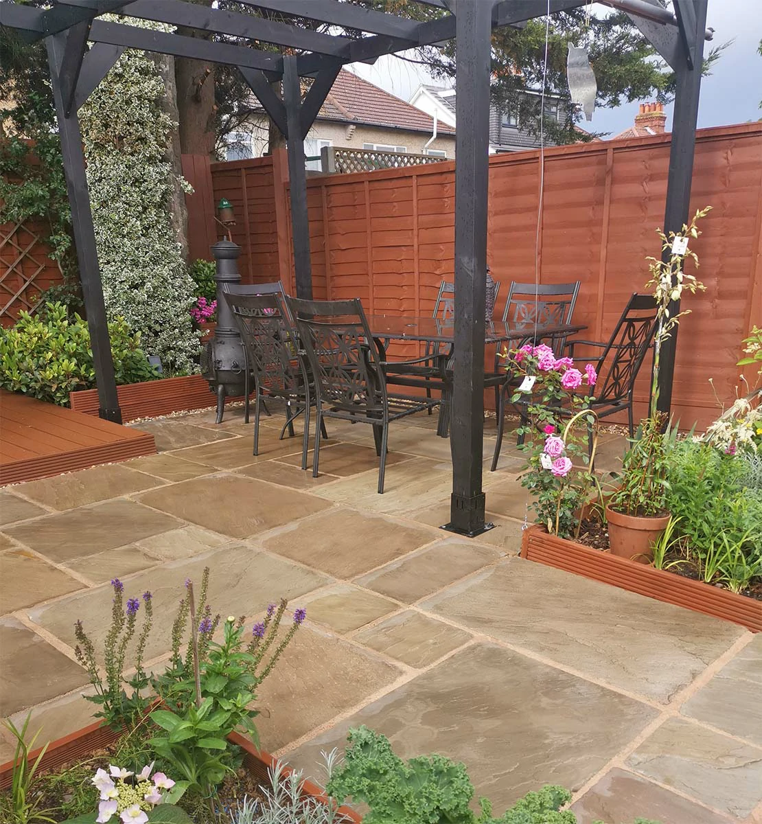 Raj Green Indian Sandstone Paving Slabs - Tumbled - Patio Kit - 22mm