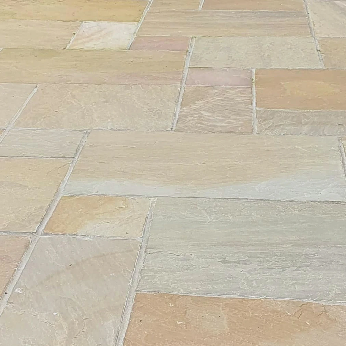 Rippon Buff Indian Sandstone Paving Slabs - Riven - 600x290 - 22mm