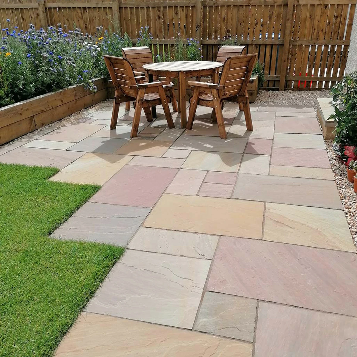 Rippon Buff Indian Sandstone Paving Slabs - Riven - 600x900 - 22mm