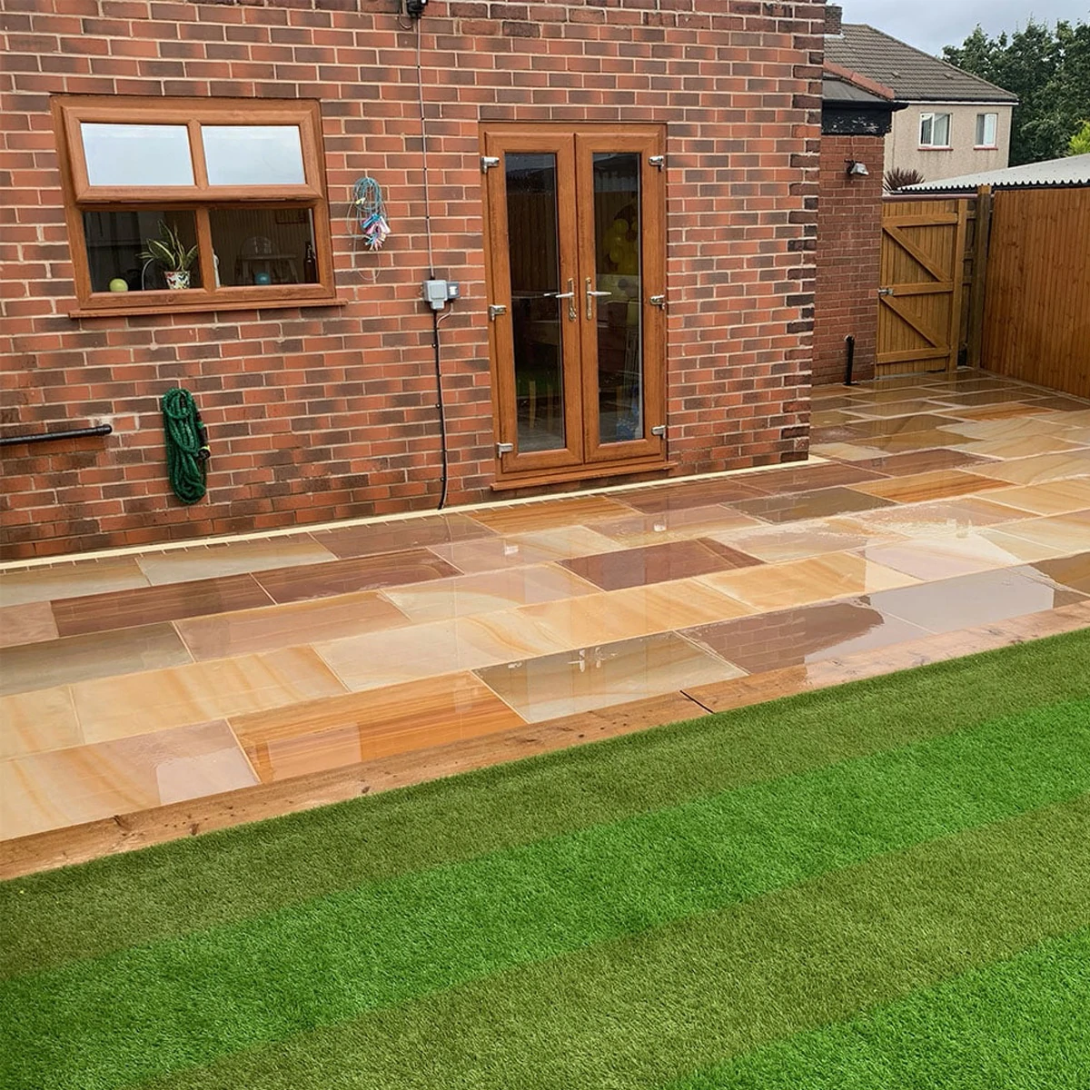 Rippon Buff Indian Sandstone Paving Slabs - Sawn & Honed - 295x295 - 20mm