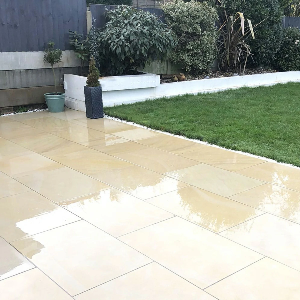 Sawn Mint Indian Sandstone Paving Slabs - 1200x600 - 20mm