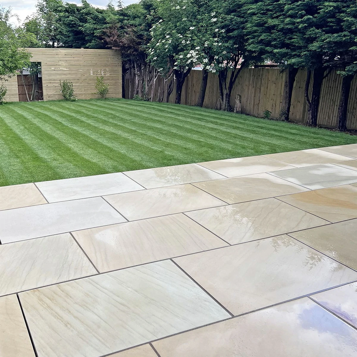 Sawn Mint Indian Sandstone Paving Slabs - 295x295 - 20mm