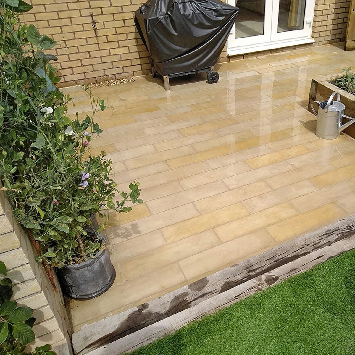 Sawn Mint Indian Sandstone Paving - 600x150 - 20mm