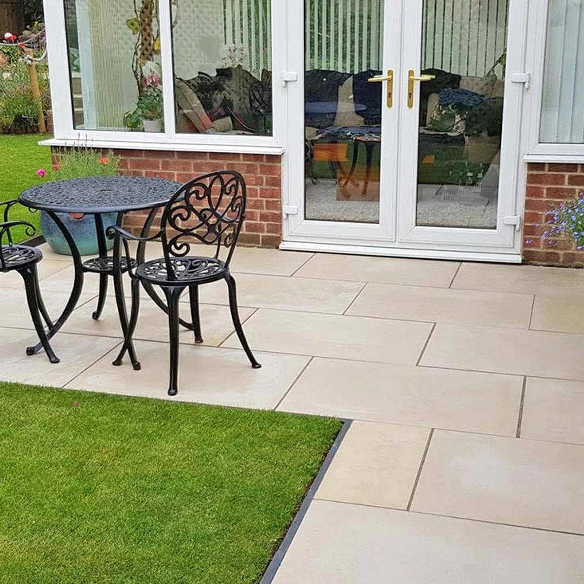 Sawn Mint Indian Sandstone Paving Slabs - 600x900 - 20mm
