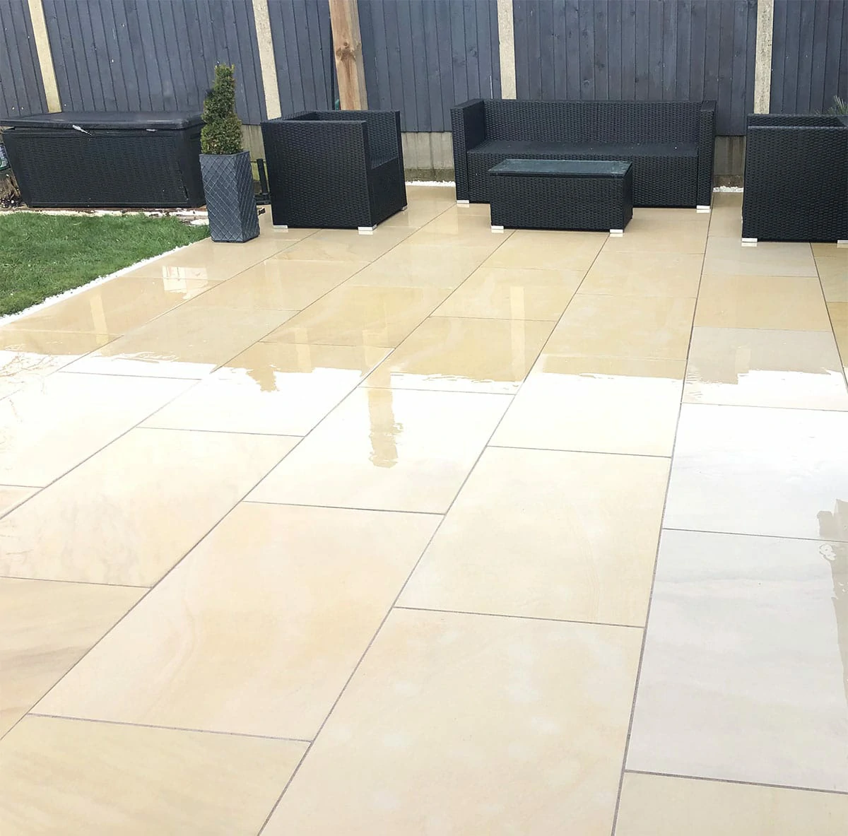 Sawn Mint Indian Sandstone Paving Slabs - 600x900 - 20mm
