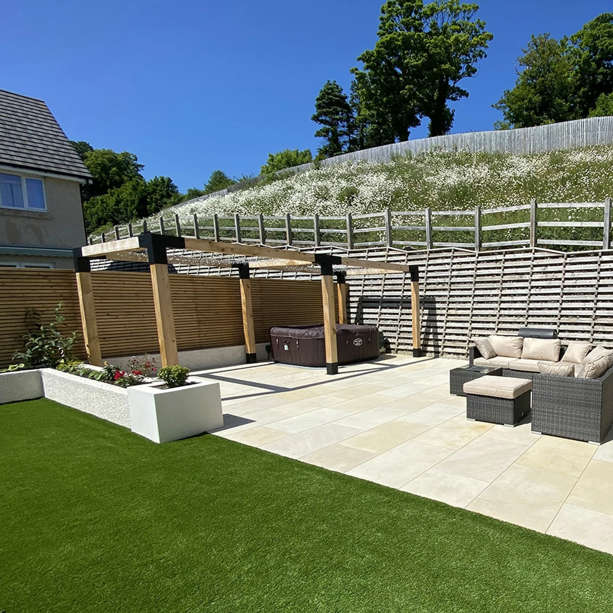 Sawn Mint Indian Sandstone Paving Slabs - 600x900 - 20mm