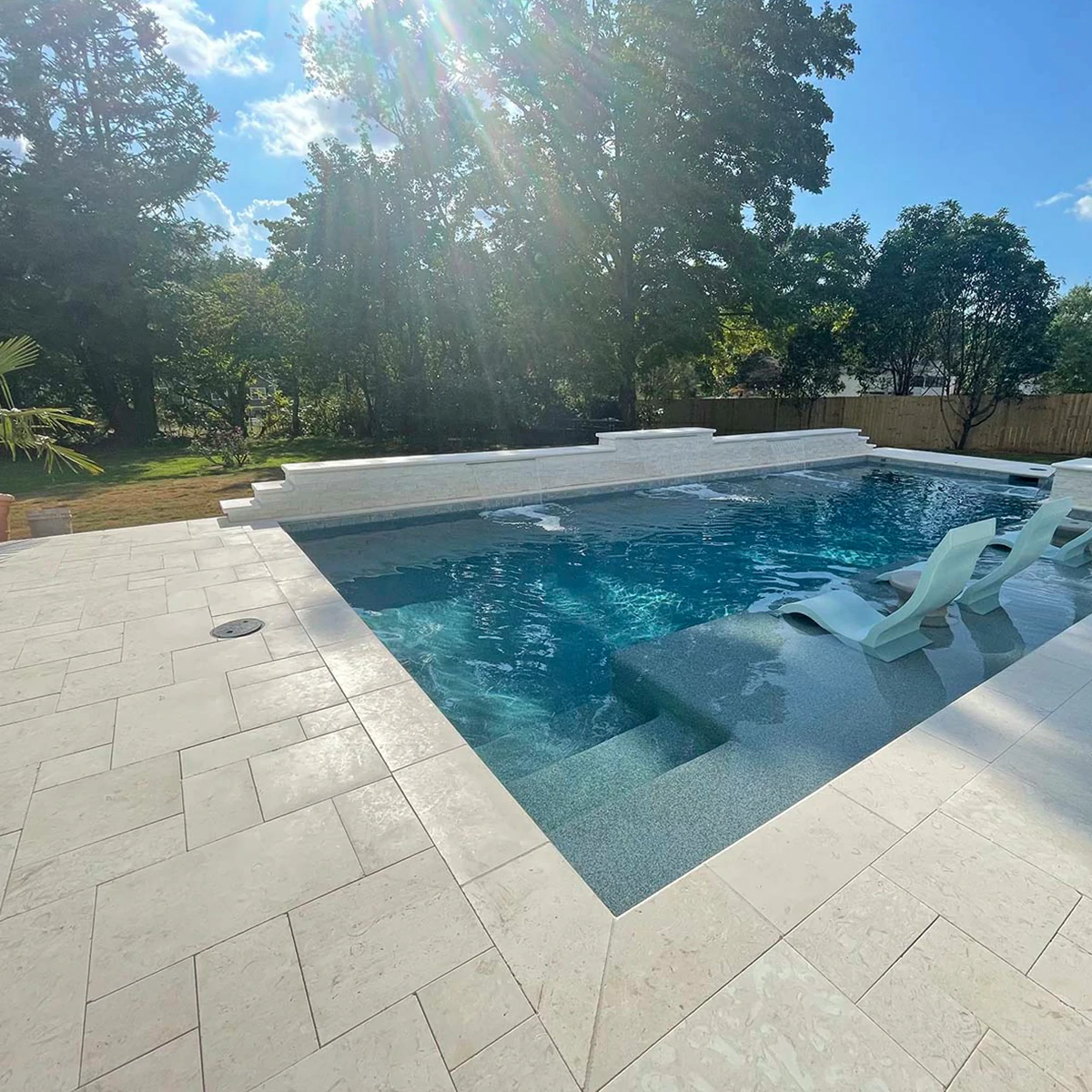 Seashell Travertine Paving Slabs - Tumbled - French Pattern Patio Kit - 30mm