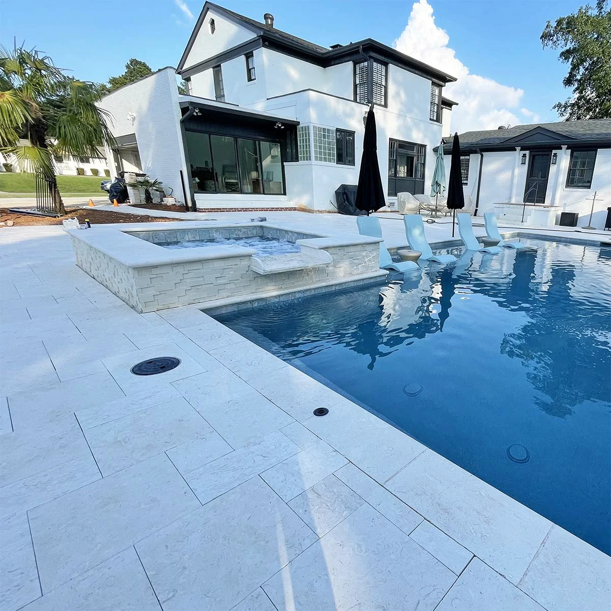 Seashell Travertine Paving Slabs - Tumbled - French Pattern Patio Kit - 30mm