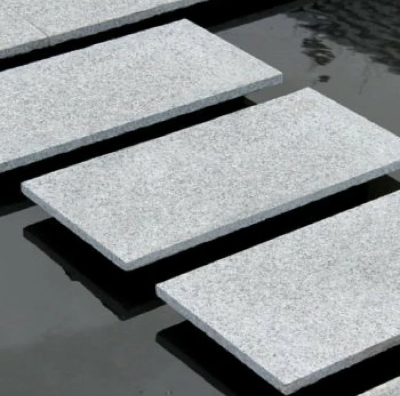 Silver Grey Granite Paving Slabs - 600x295 - 20mm