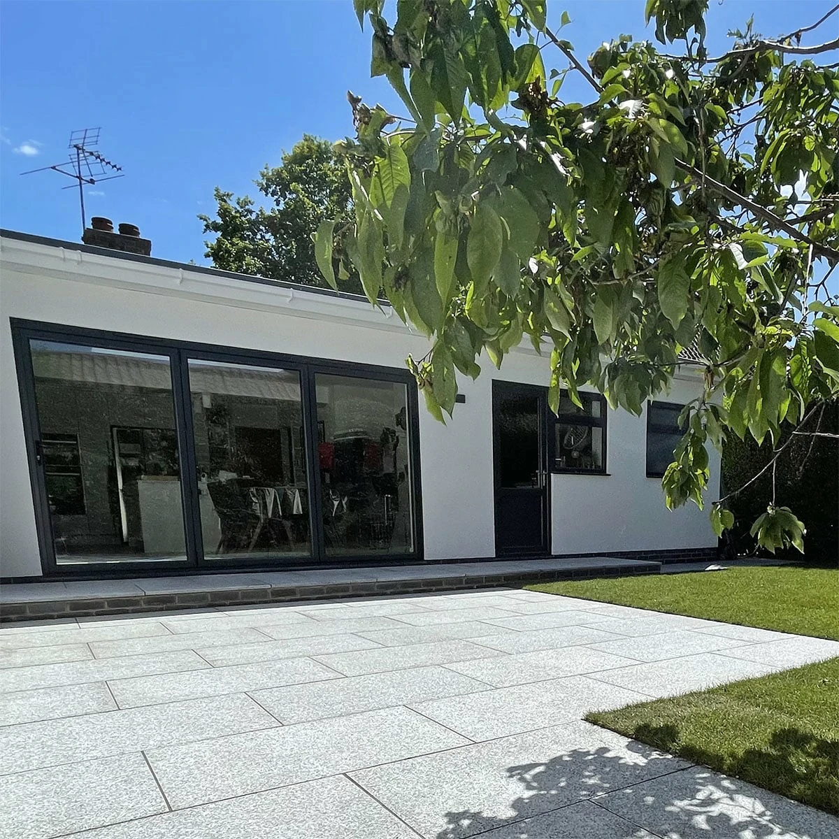 Silver Grey Granite Paving Slabs - 600x900 - 20mm