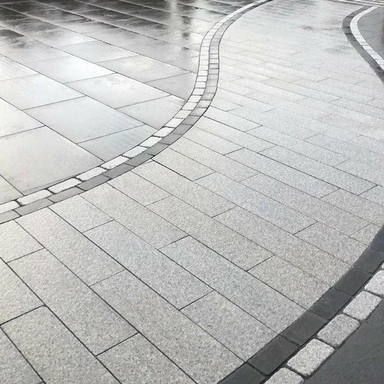 Silver Grey Granite Paving Slabs - 800x200 - 20mm