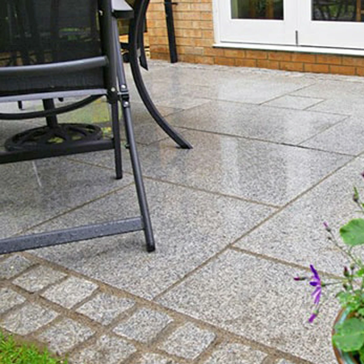 Silver Grey Granite Paving Slabs - Patio Kit - 20mm