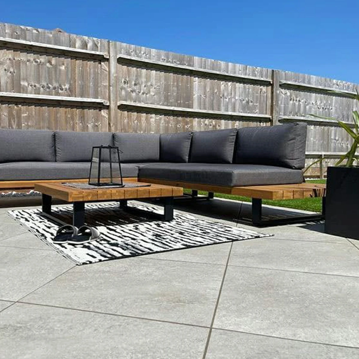 Silver Grey Outdoor Porcelain Paving Tiles - 600x600 - 20mm