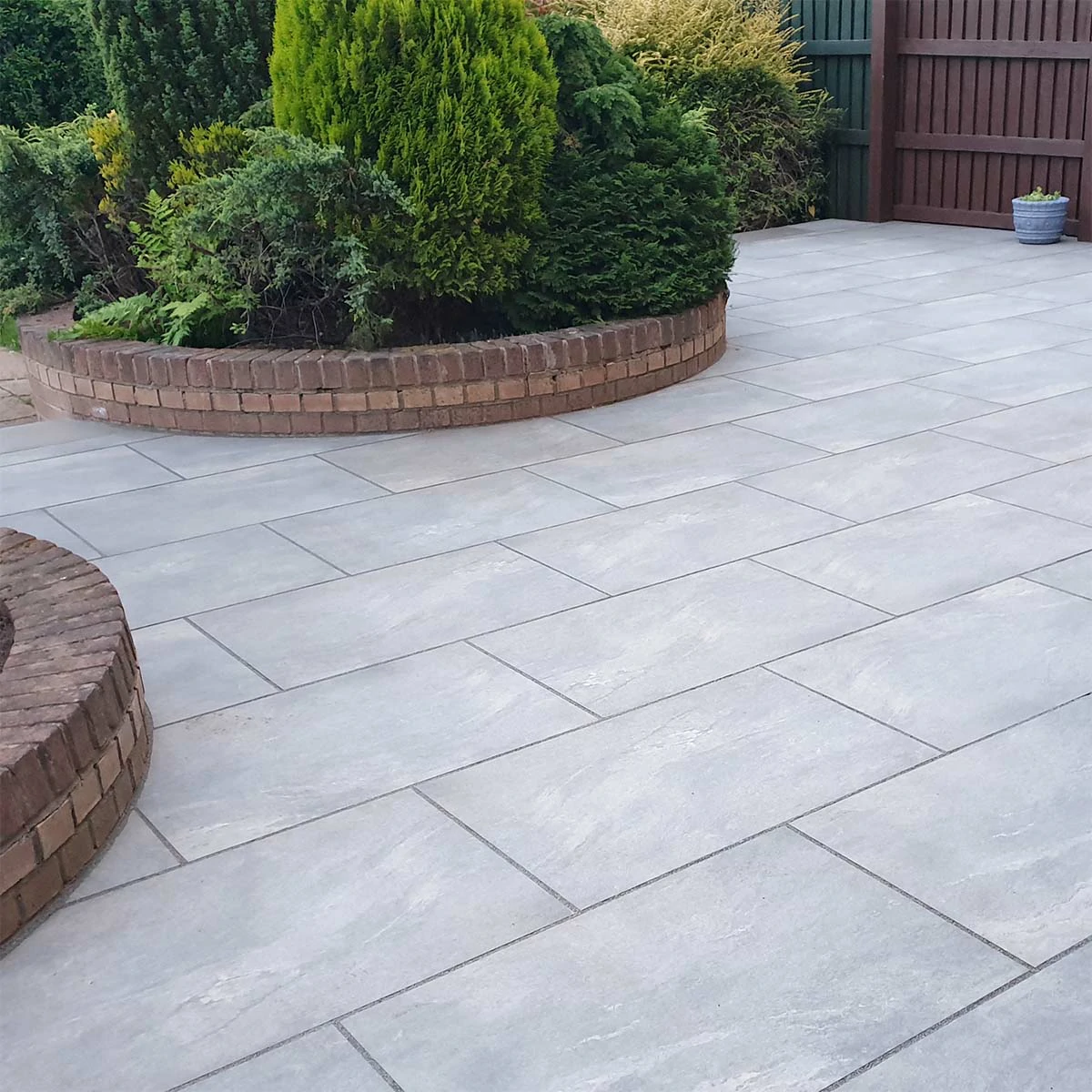 Valencia Grey Outdoor Porcelain Paving Tiles - 1200x600 - 20mm