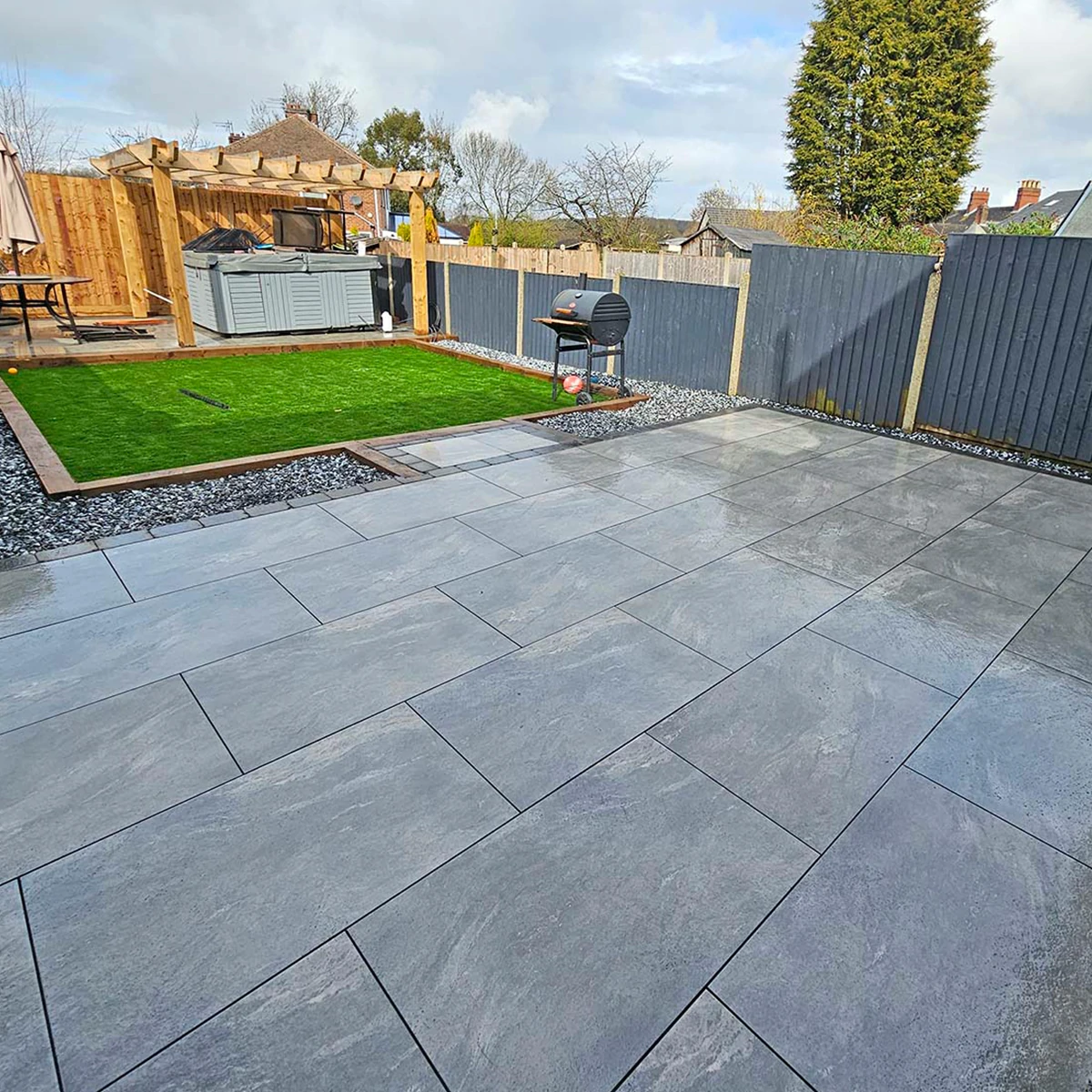 Valencia Grey Outdoor Porcelain Paving Tiles - 600x900 - 20mm