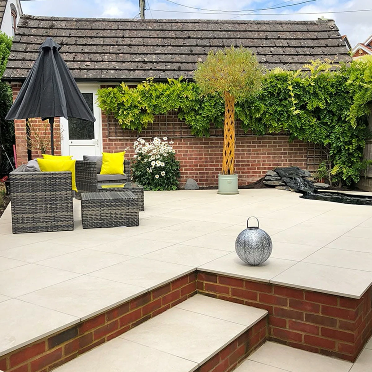 White Outdoor Porcelain Paving Tiles - 600x600 - 20mm