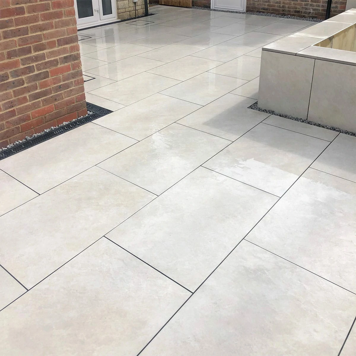 White Outdoor Porcelain Paving Tiles - 600x900 - 20mm
