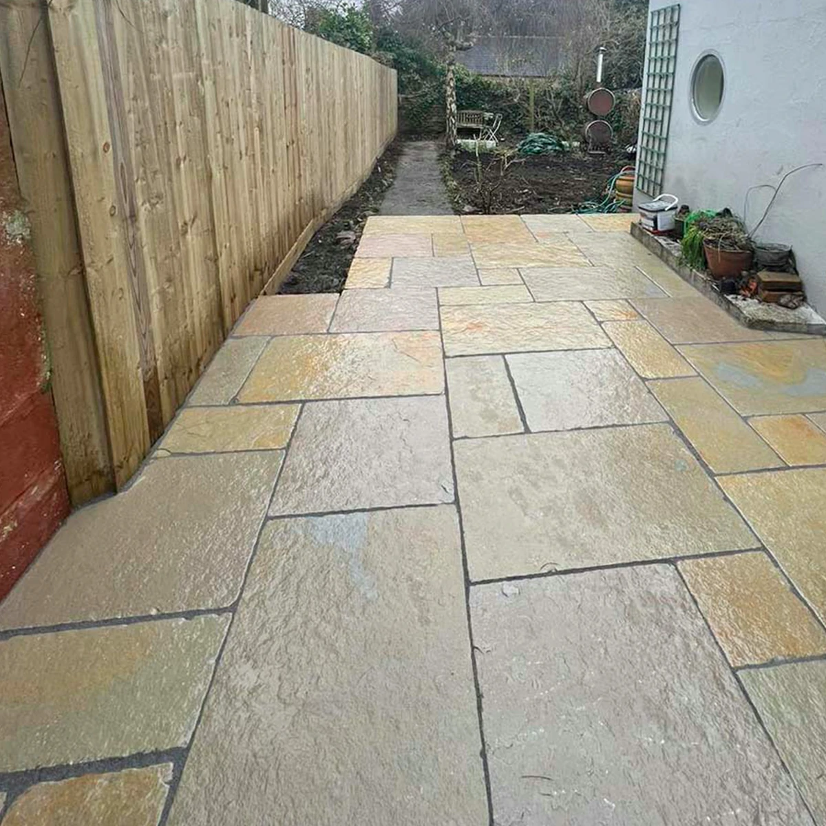 Yellow Indian Limestone Paving Slabs - Tumbled - Patio Kit - 22mm